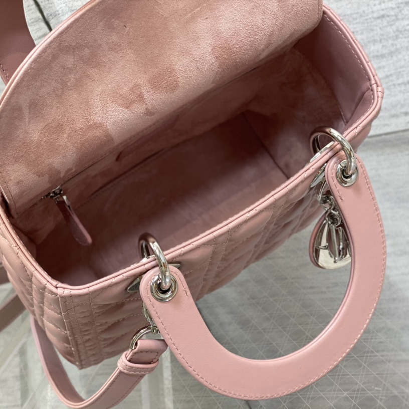 Dior Medium Lady Dior Bag   24cm - DopestKickz