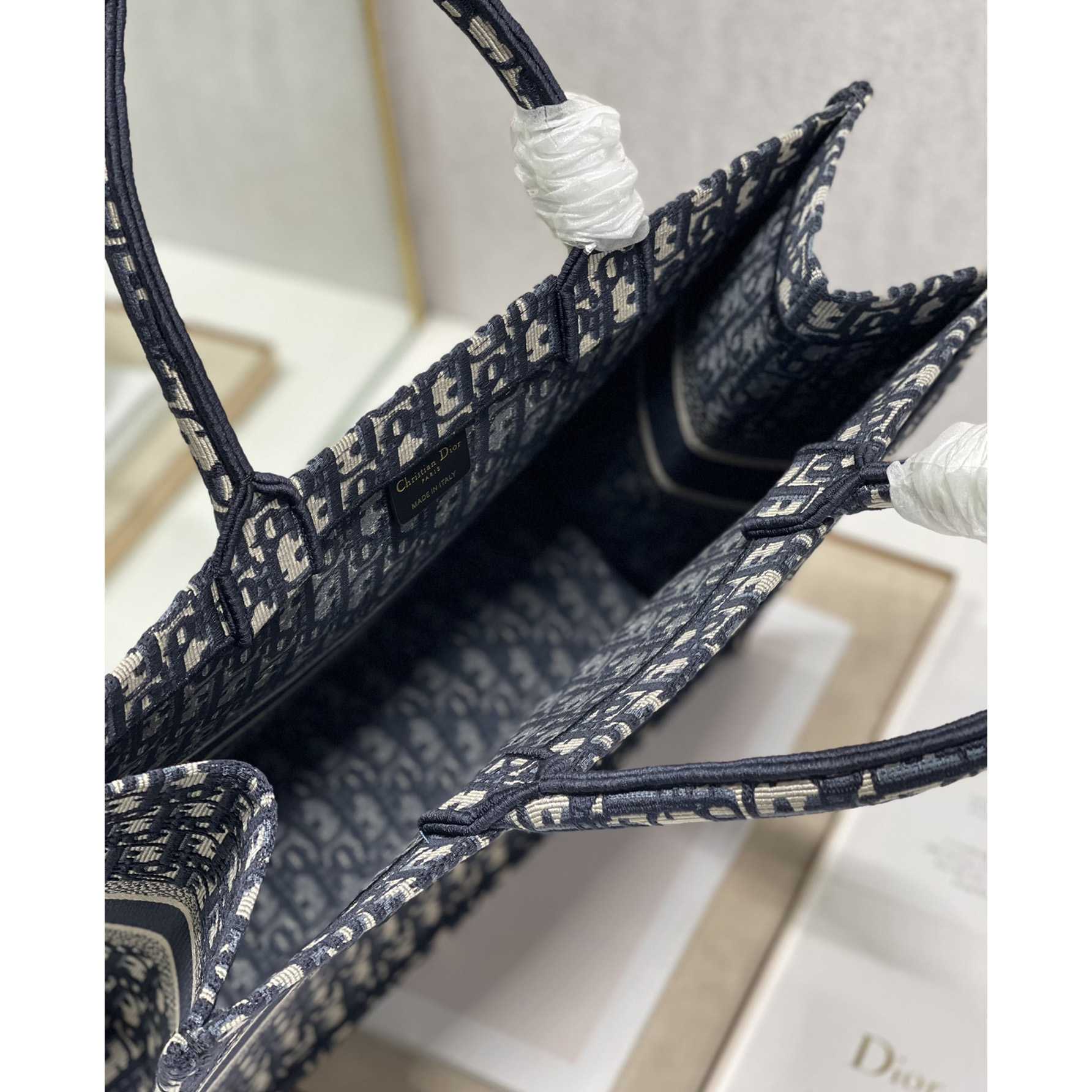 Dior Large Dior Book Tote(41-32cm) - DopestKickz