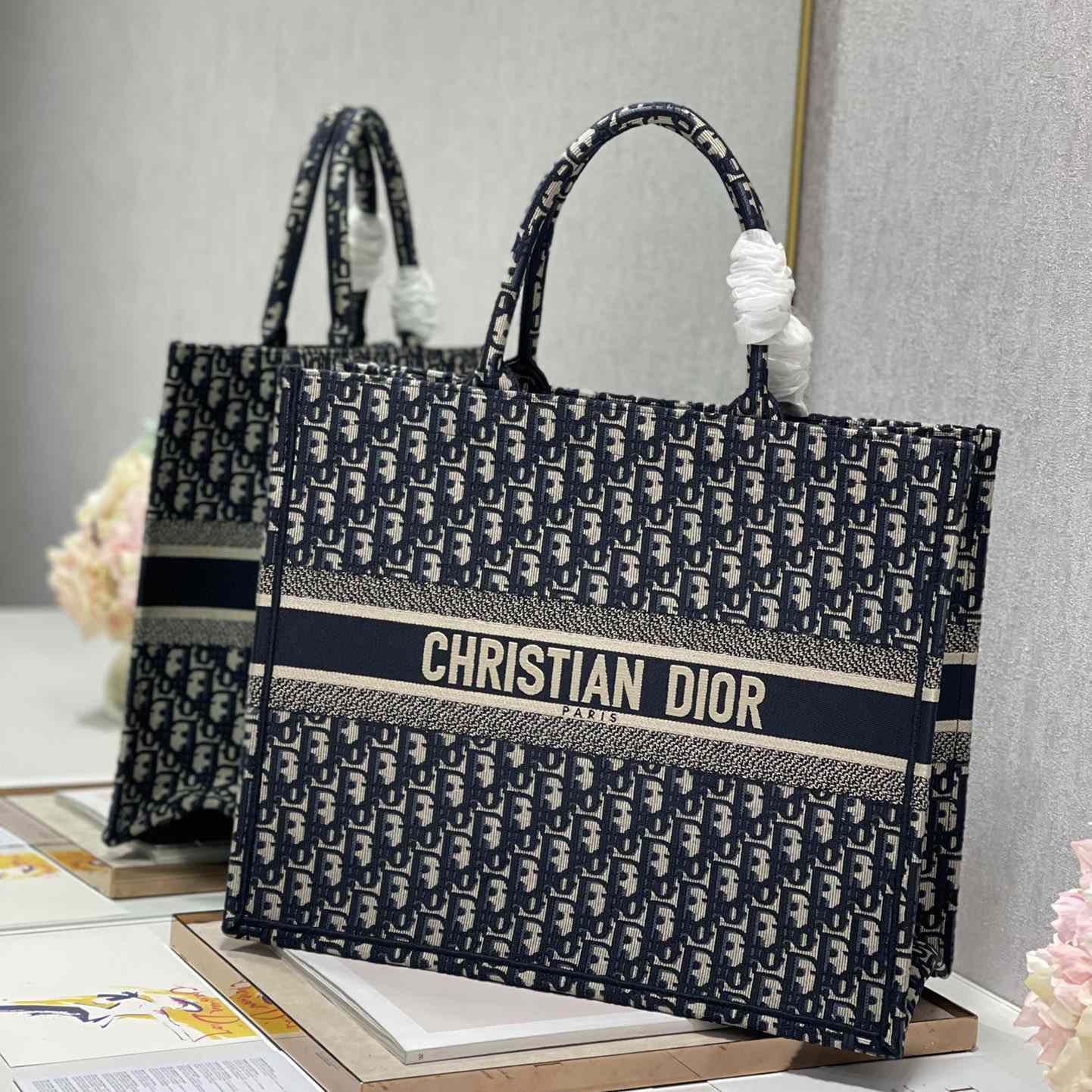 Dior Large Dior Book Tote(41-32cm) - DopestKickz