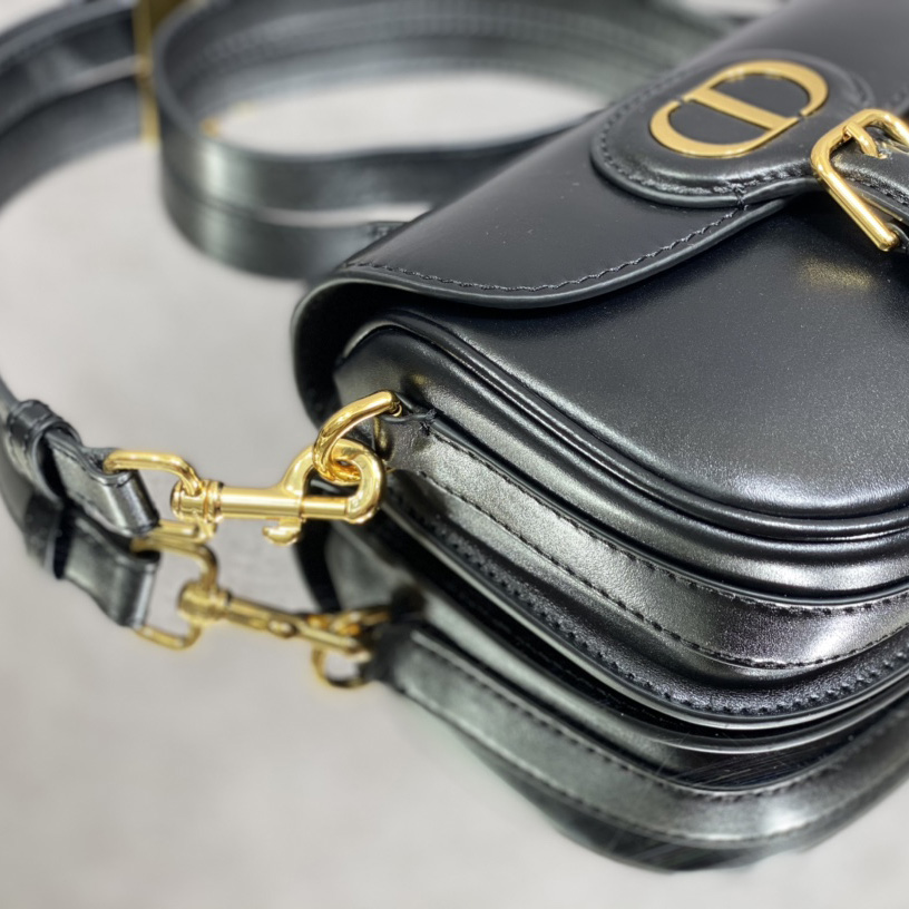 Dior Small Dior Bobby Bag(18-14-5cm) - DopestKickz