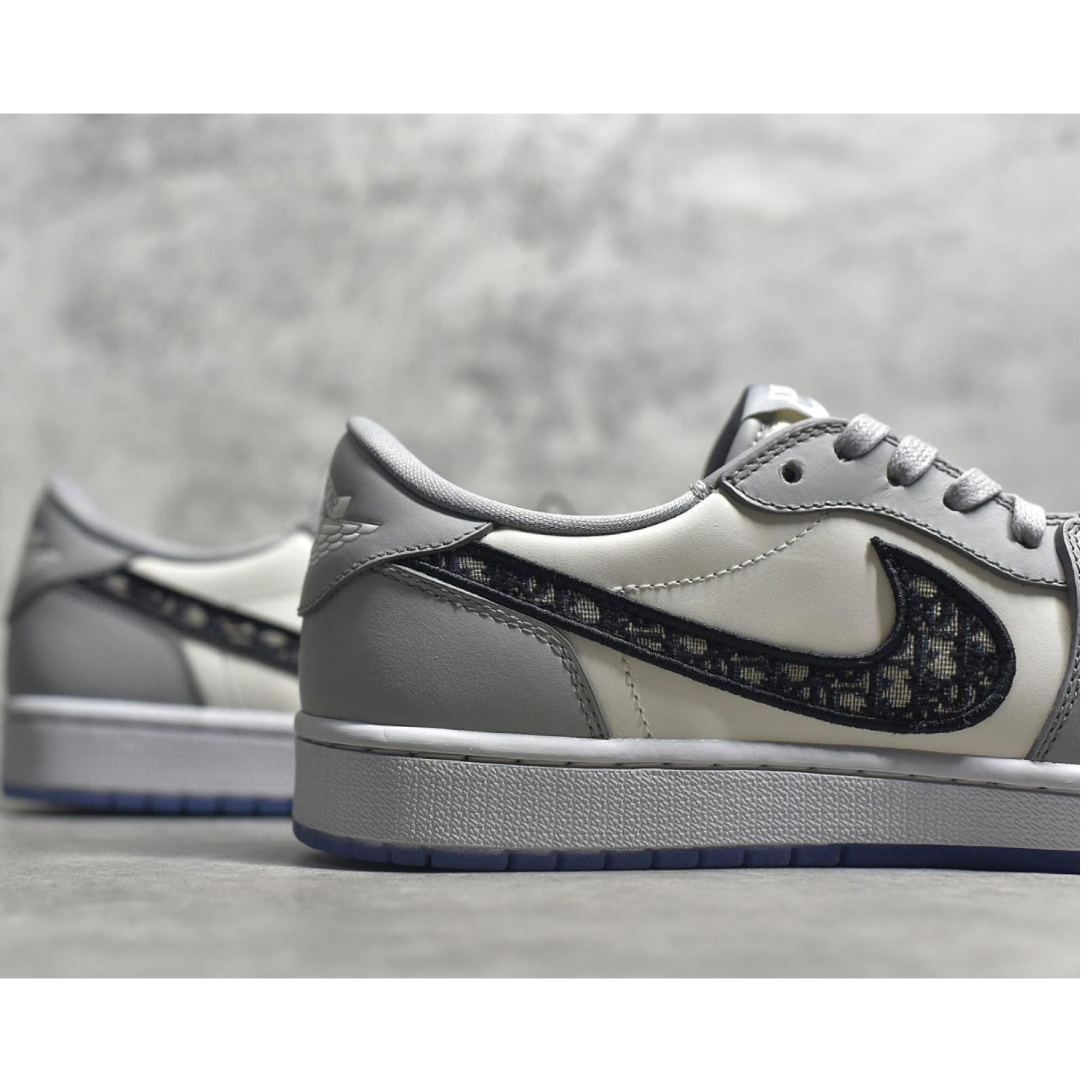 Dior x Air Jordan 1  Low Sneaker  - DopestKickz
