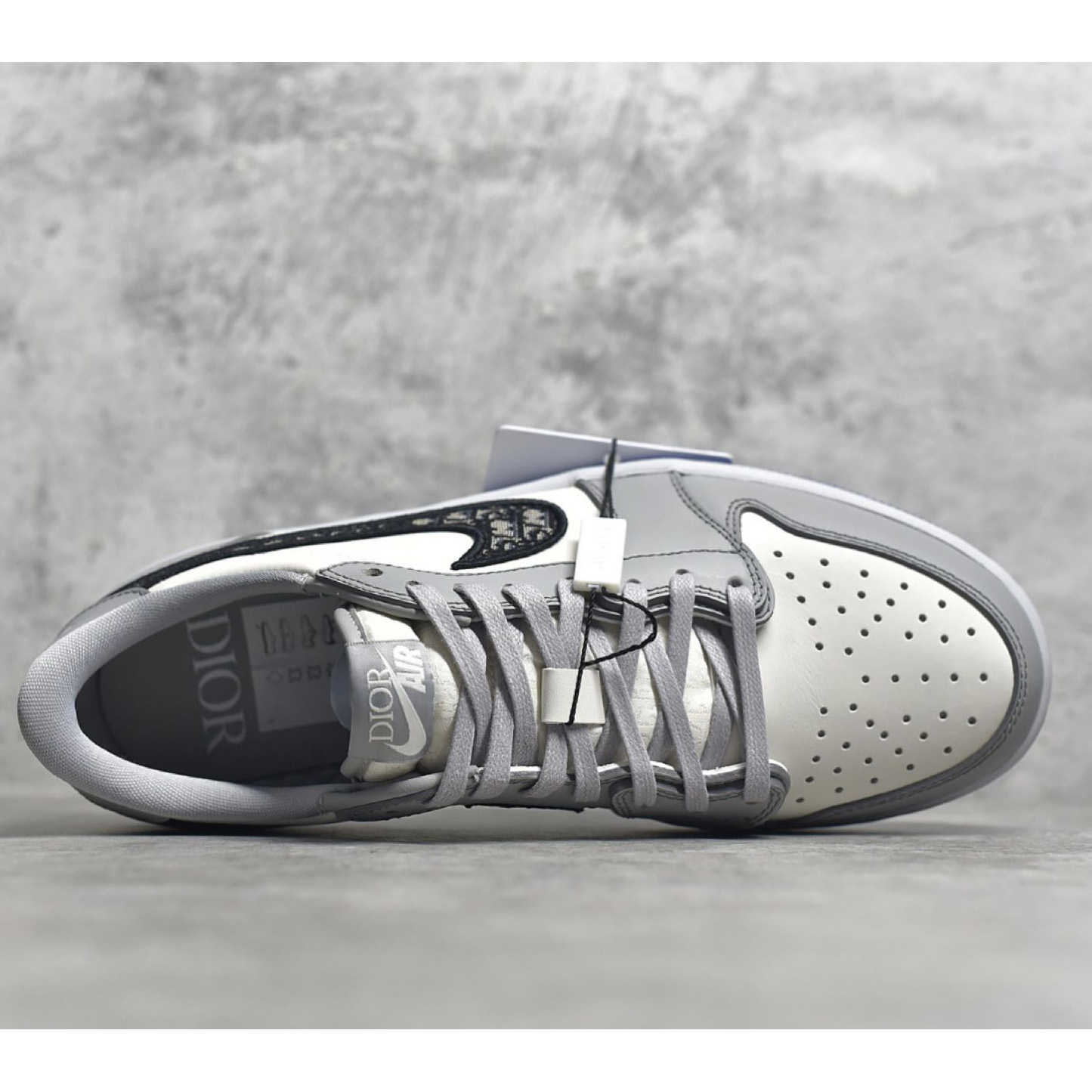 Dior x Air Jordan 1  Low Sneaker  - DopestKickz