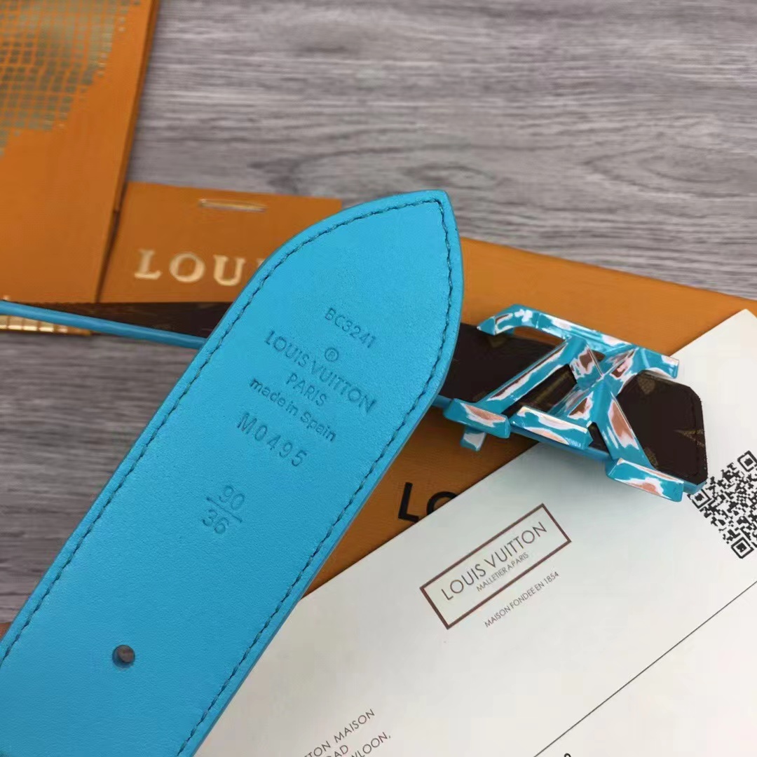 Louis Vuitton LV Pyramide Cities Exclusive 40MM Reversible Belt—Paris - DopestKickz