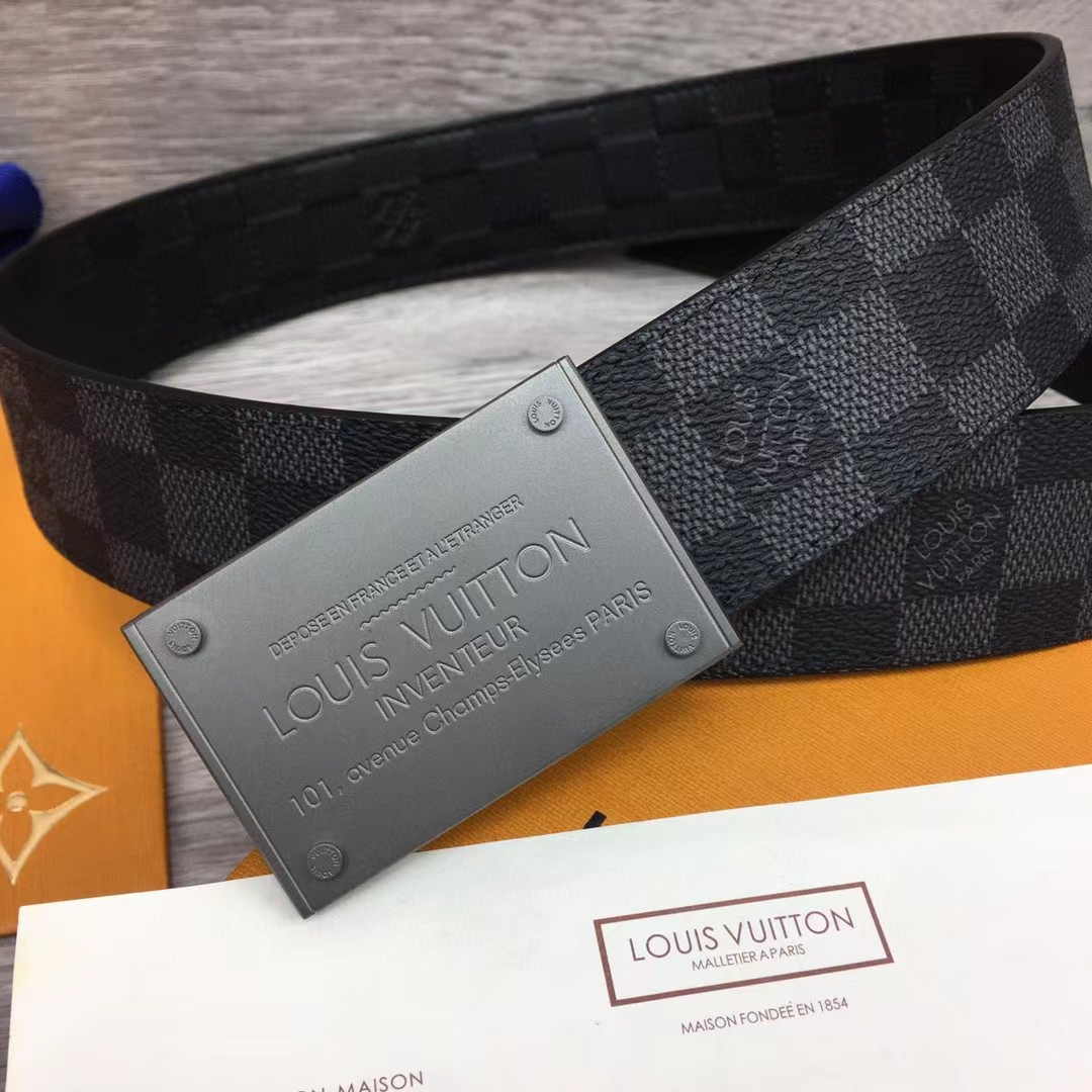 Louis Vuitton Neo Inventeur Reversible 40MM     M9234S - DopestKickz