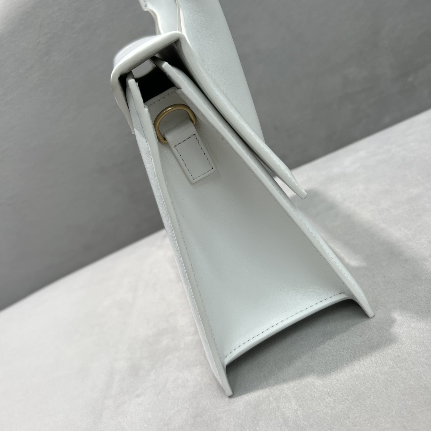 Jacquemus Le Grand Chiquito Large Leather Handbag(24-18-10cm) - DopestKickz