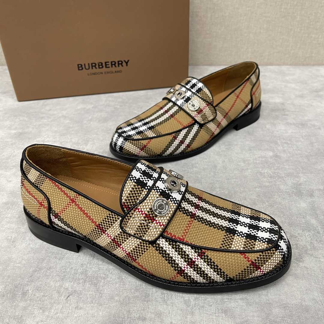 Burberry Moorley Check Loafers - DopestKickz