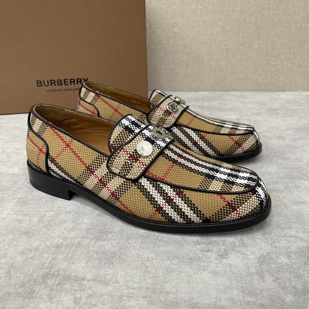 Burberry Moorley Check Loafers - DopestKickz