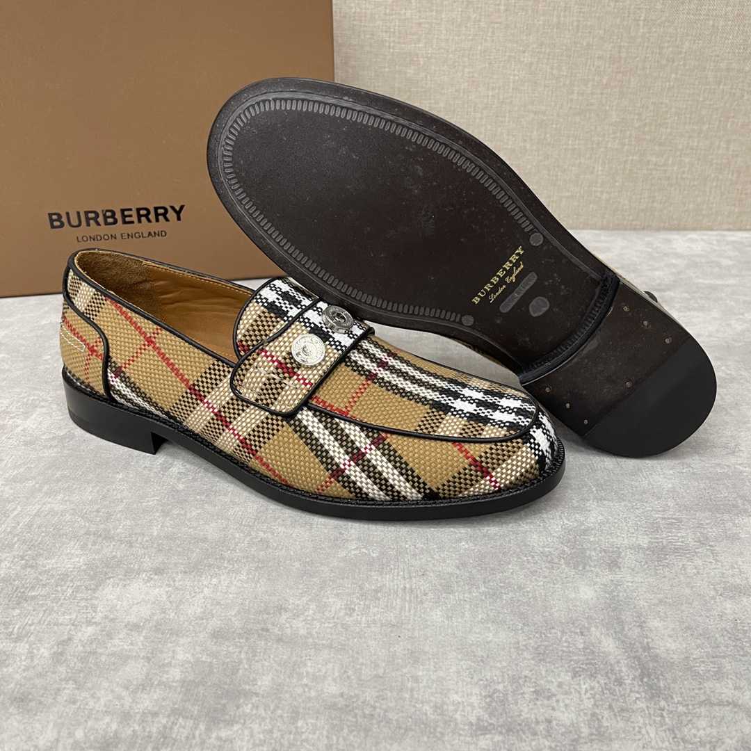 Burberry Moorley Check Loafers - DopestKickz