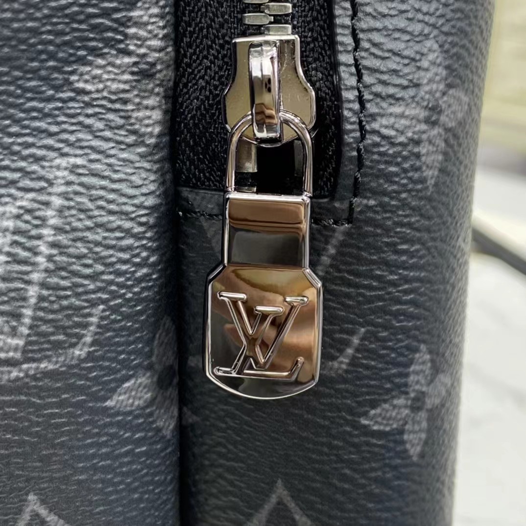 Louis Vuitton Discovery Backpack PM (37-40-20cm) M43186 - DopestKickz