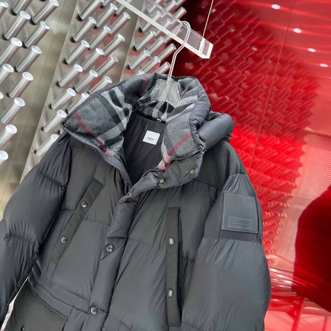 Burberry Logo Appliqué Nylon Puffer Coat - DopestKickz