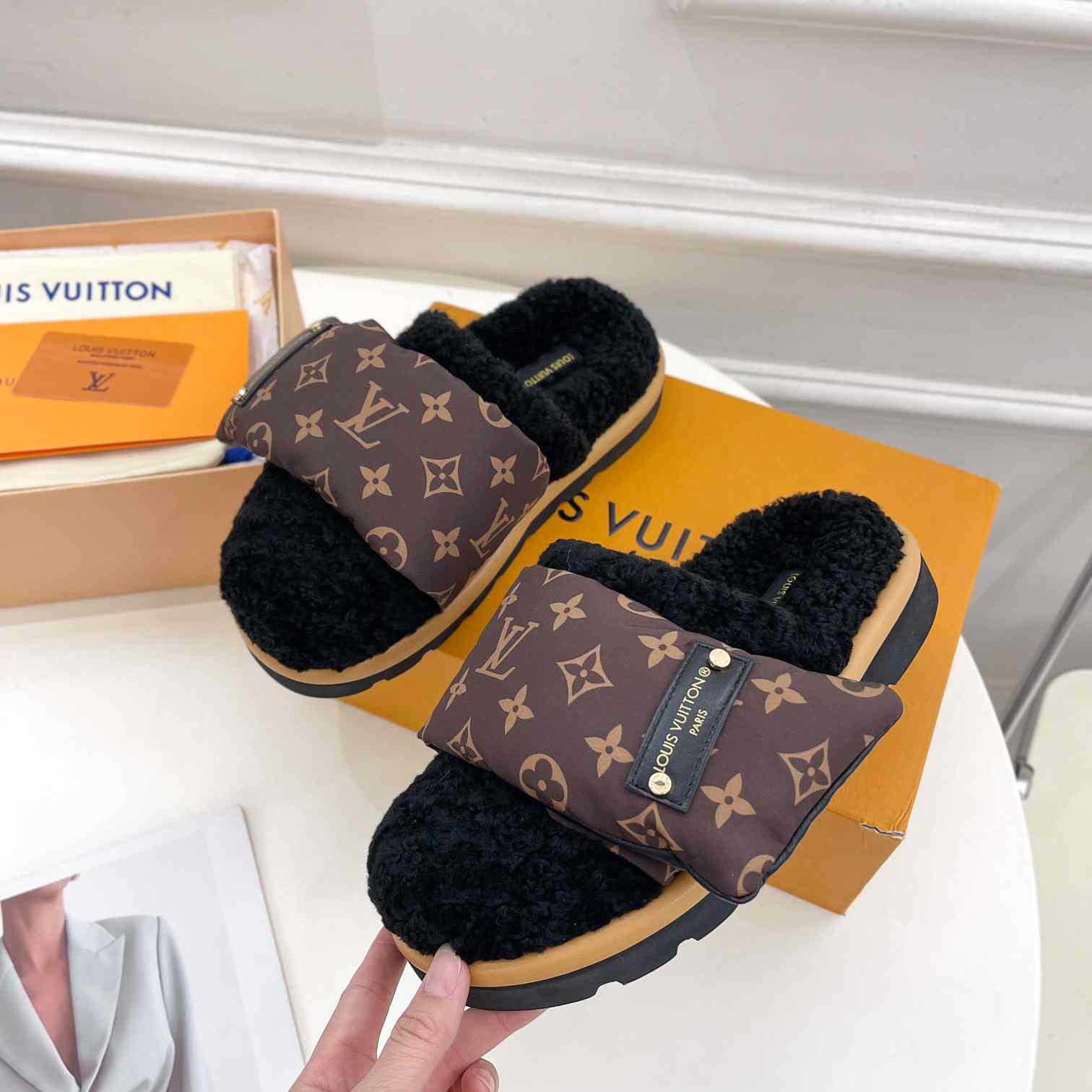Louis Vuitton Slipper Pillow Flat Comfort Mule    1AAM3L - DopestKickz