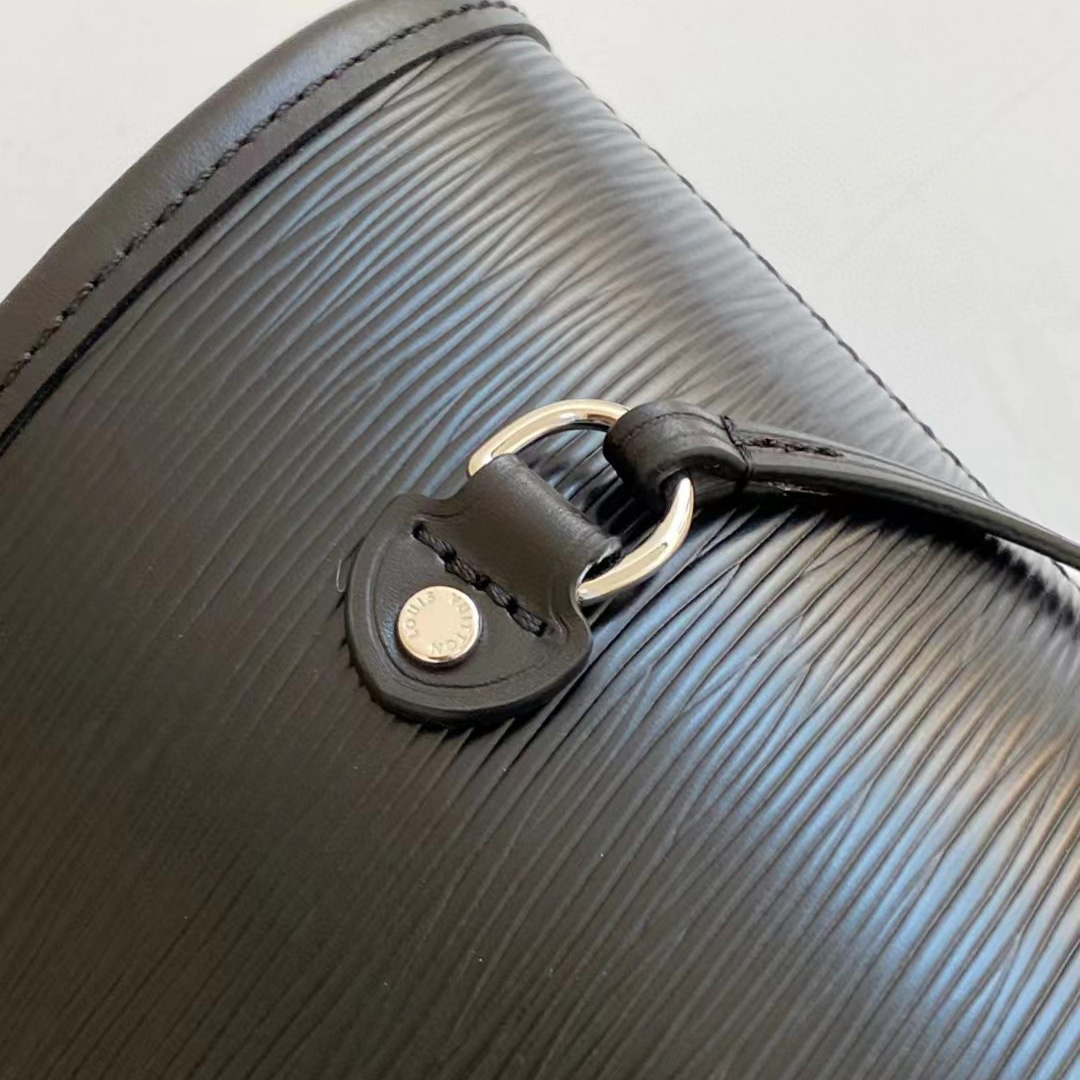 Louis Vuitton MM Epi Leather Handbag(31-28.5-17cm)     M40932 - DopestKickz