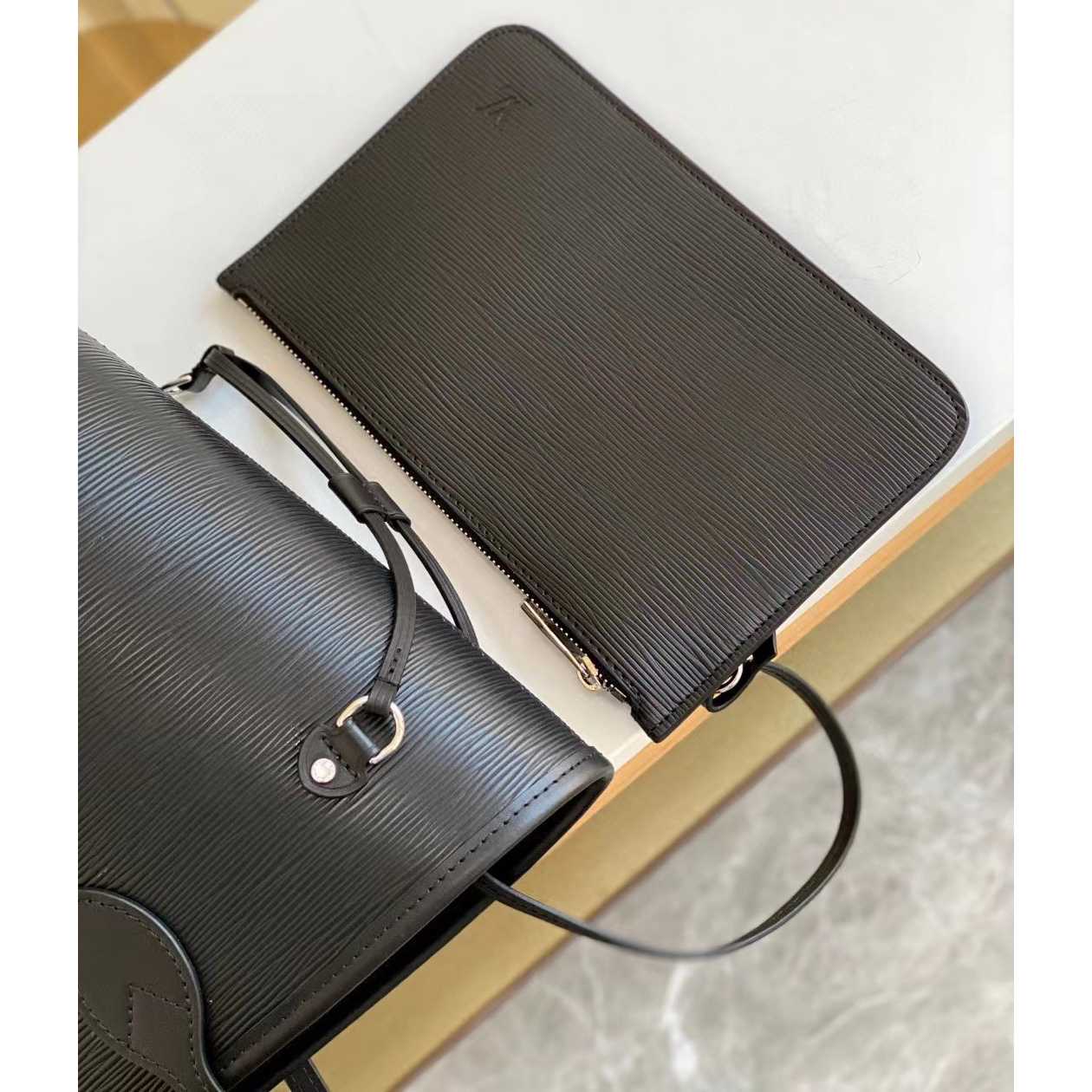 Louis Vuitton MM Epi Leather Handbag(31-28.5-17cm)     M40932 - DopestKickz