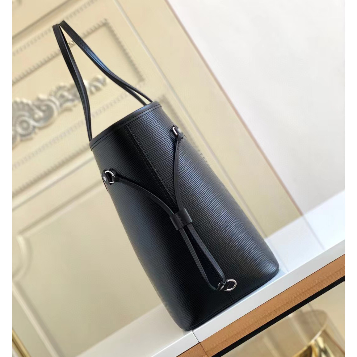 Louis Vuitton MM Epi Leather Handbag(31-28.5-17cm)     M40932 - DopestKickz