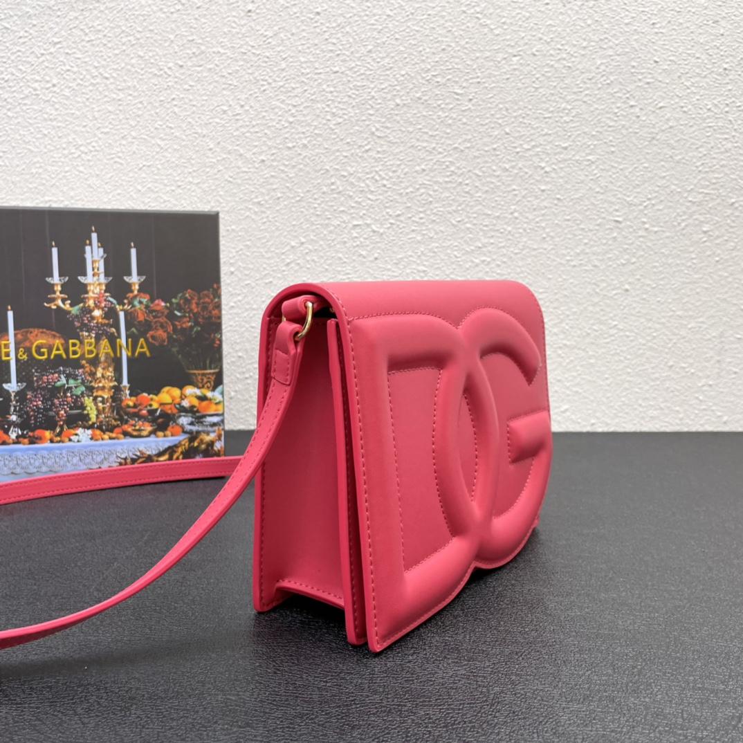 Dolce & Gabbana Calfskin DG Logo Crossbody Bag(20-16-5cm) - DopestKickz