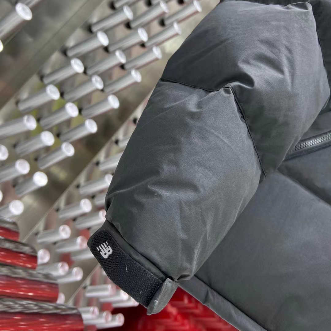 New Balance Hooded Puffer Short Down Jacket - DopestKickz