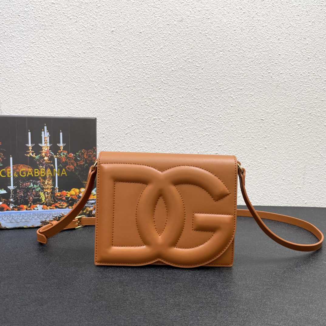 Dolce & Gabbana Calfskin DG Logo Crossbody Bag(20-16-5cm) - DopestKickz