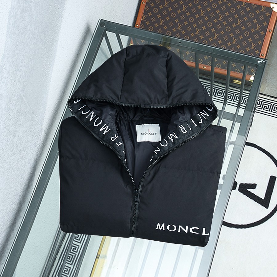 Moncler Short Down Jacket - DopestKickz