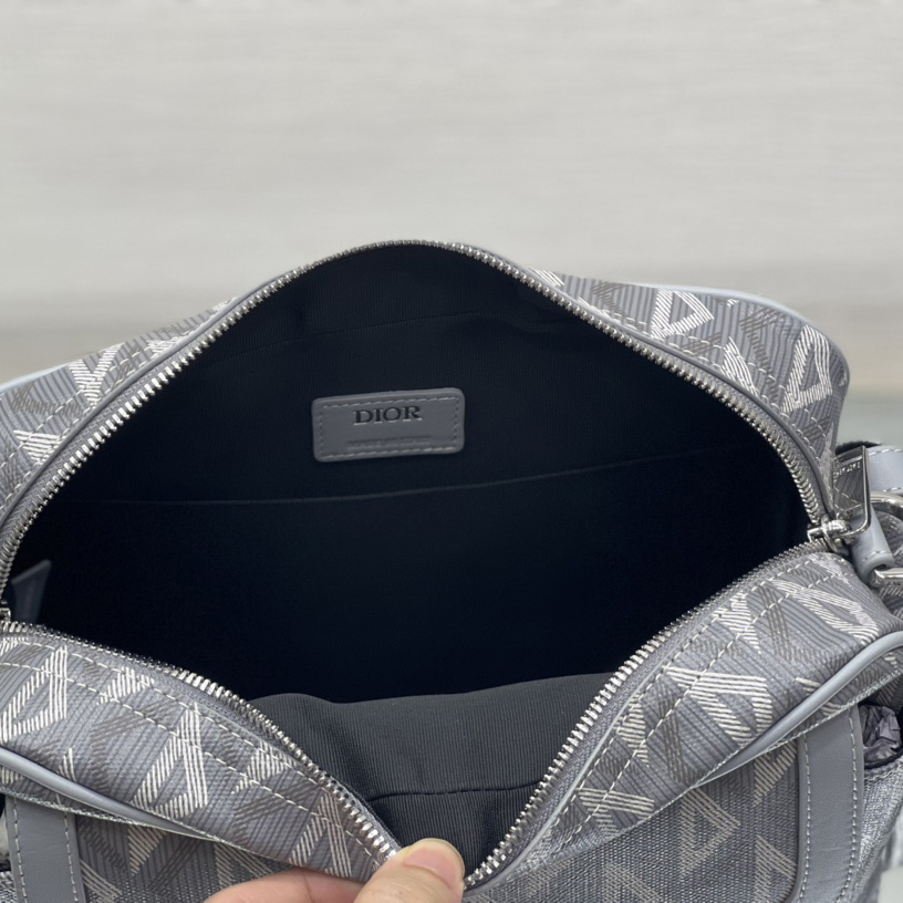 Dior Hit The Road Messenger Bag (26-21-8 cm) - DopestKickz