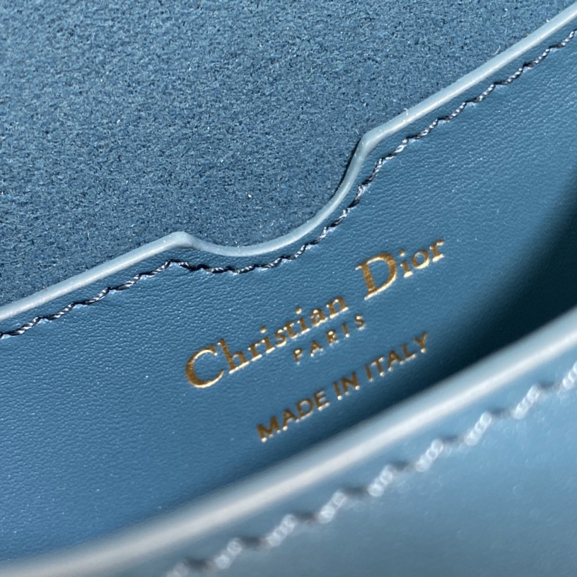 Dior Small Dior Bobby Bag(18-14-5cm) - DopestKickz