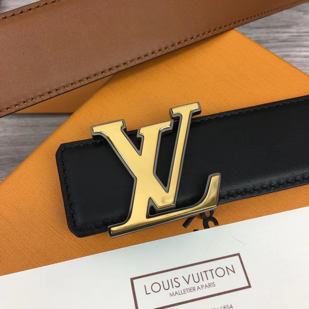 Louis Vuitton Rays 40mm Reversible Belt   M0630U - DopestKickz