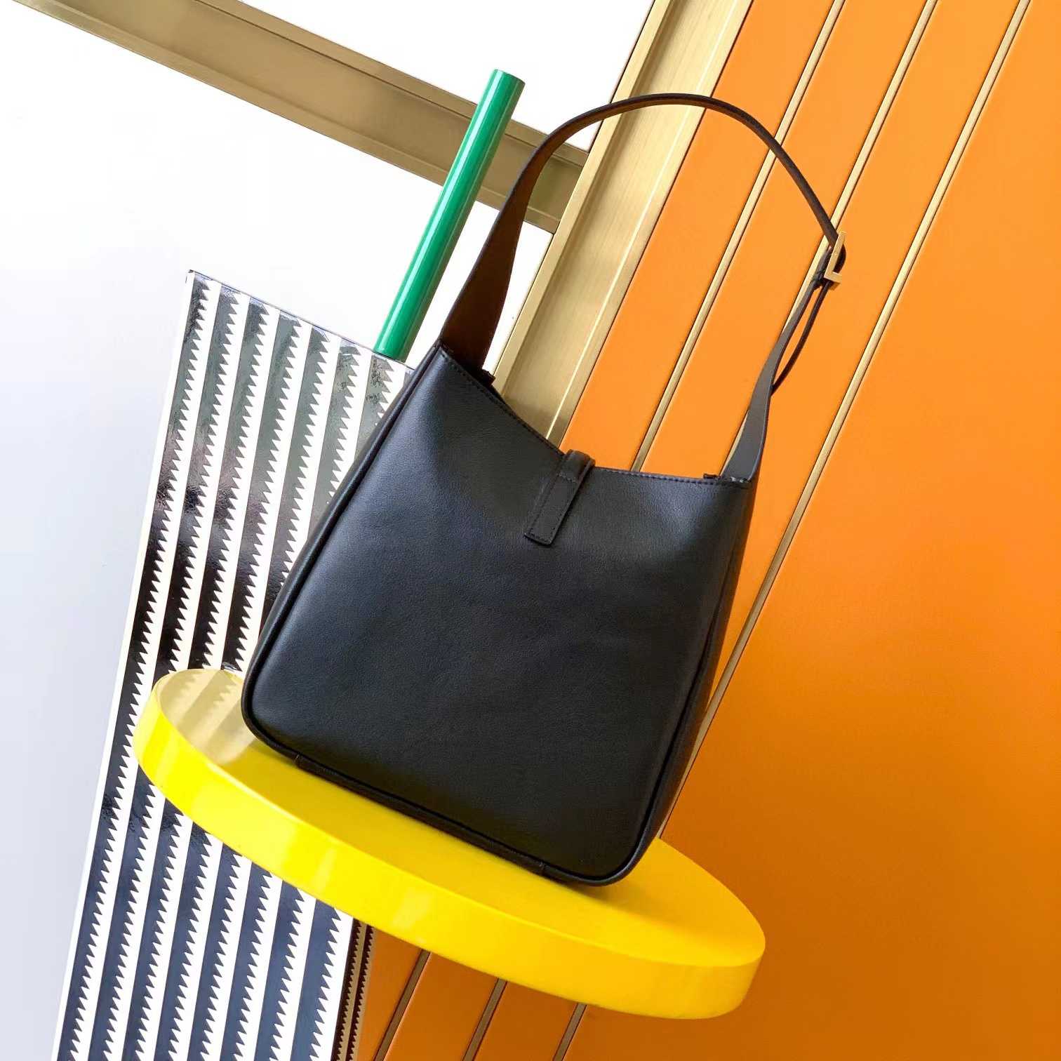 Saint Laurent LE 5 À 7 Soft Small Hobo Bag In Smooth Leather - DopestKickz