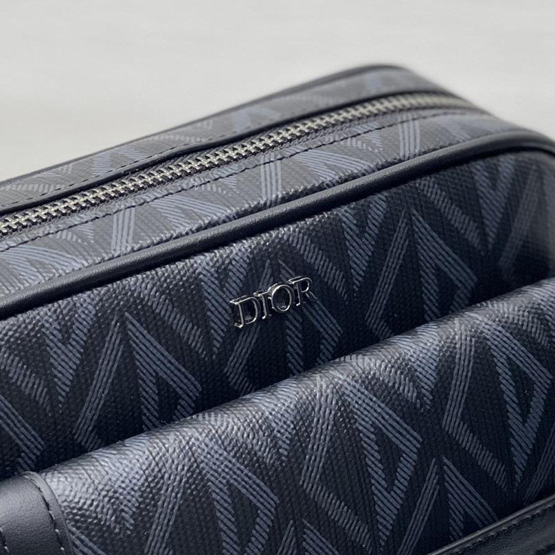 Dior Hit The Road Messenger Pouch(20.5-15-7 cm) - DopestKickz