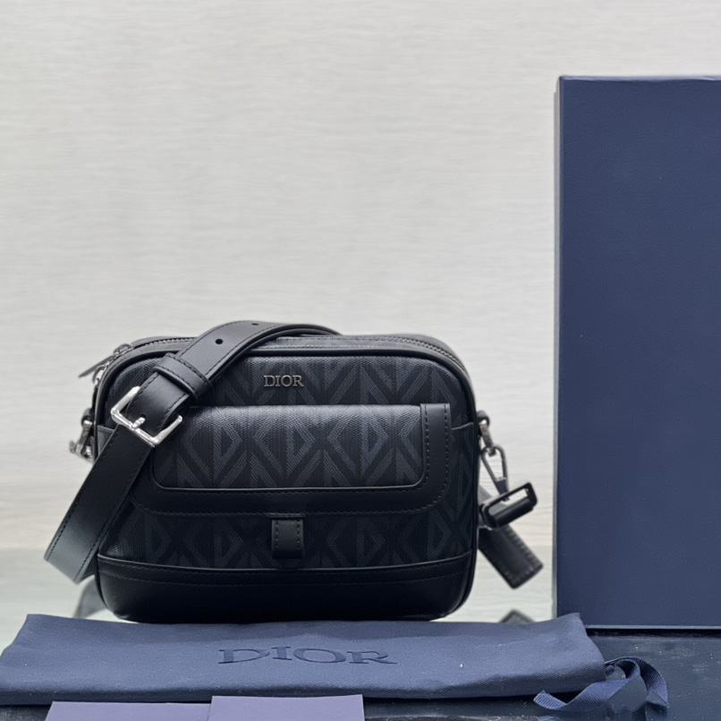Dior Hit The Road Messenger Pouch(20.5-15-7 cm) - DopestKickz