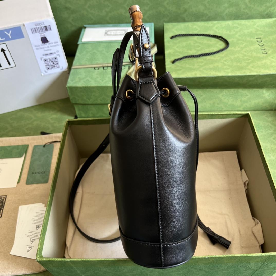 Gucci Diana Small Bucket Bag (23.5-38-10.5cm) - DopestKickz