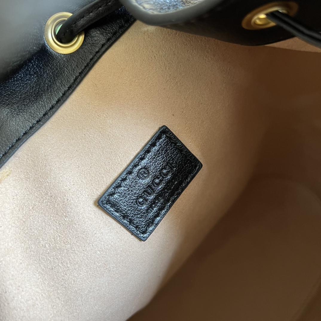 Gucci Diana Small Bucket Bag (23.5-38-10.5cm) - DopestKickz