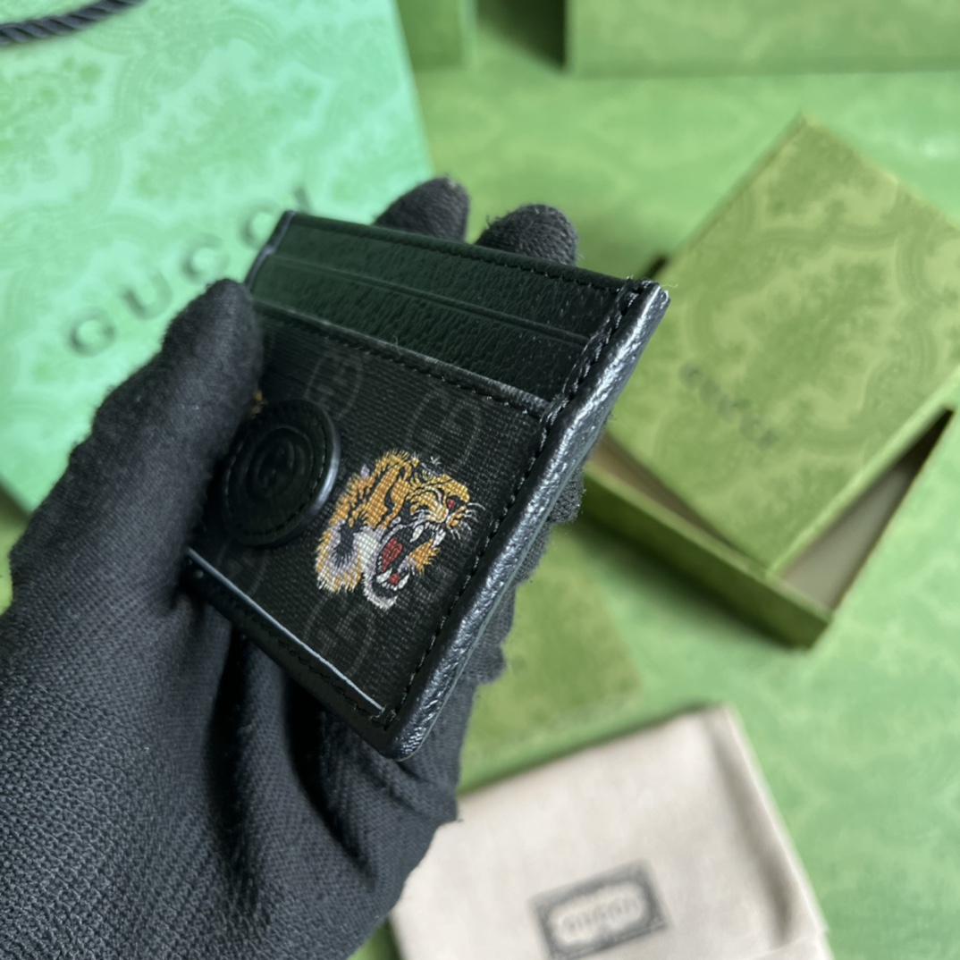 Gucci Card Case With Tiger Print(10-7cm)    - DopestKickz