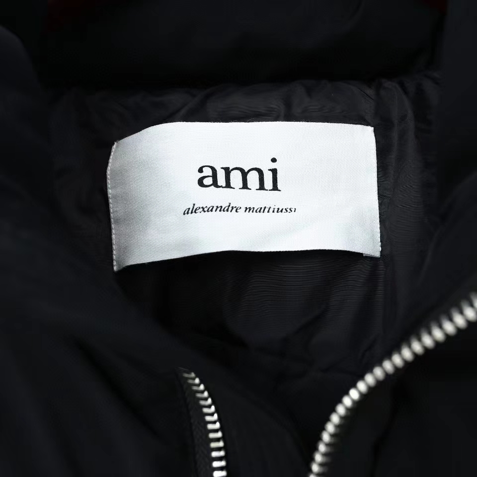 Ami Paris Ami de Coeur-patch padded jacket - DopestKickz