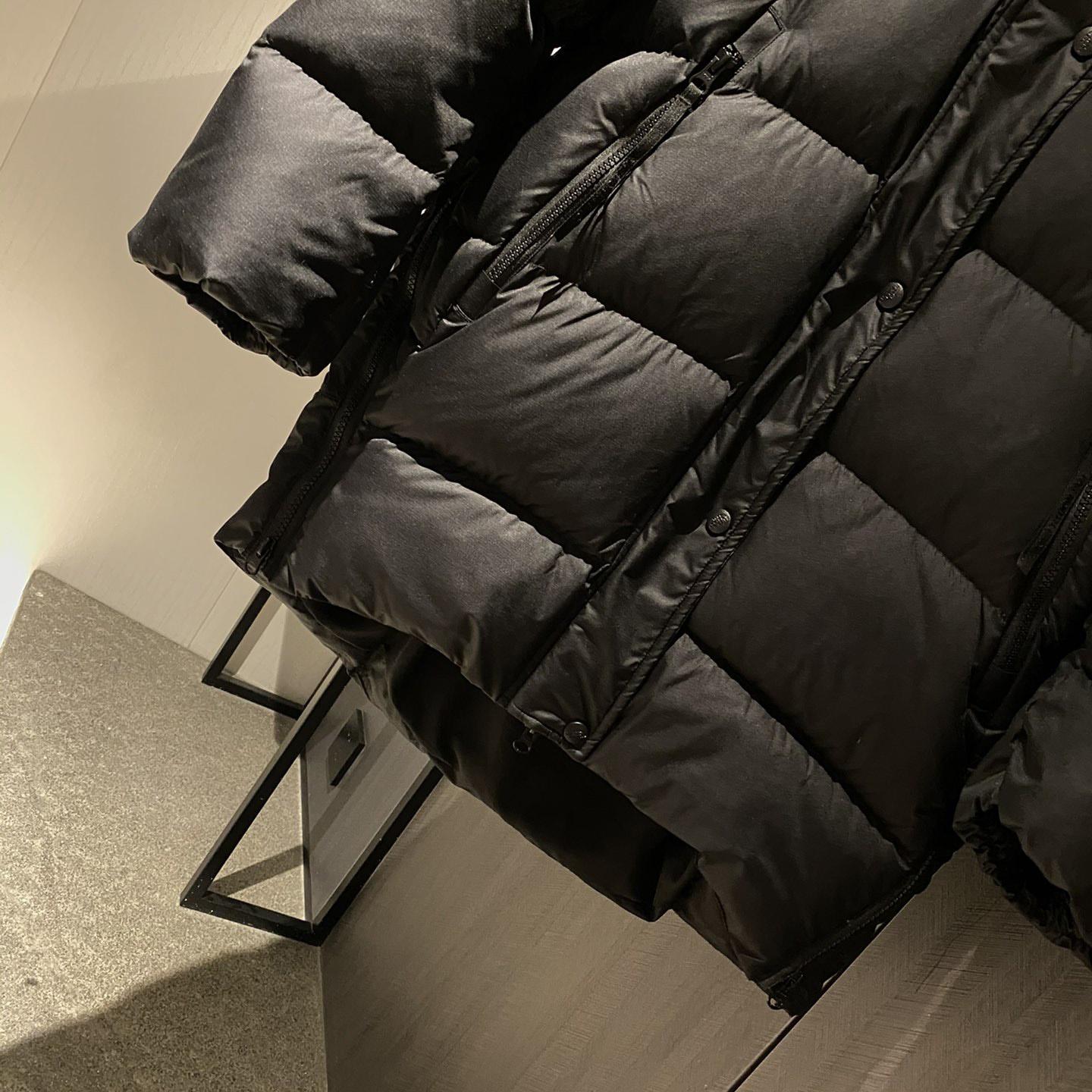 The North Face Embroidered-Logo Padded Coat - DopestKickz