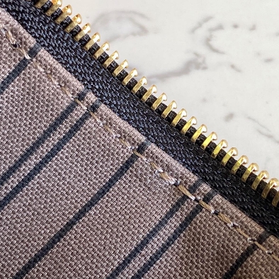 Louis Vuitton Easy Pouch On Strap  (19-11.5-3cm) M80349 - DopestKickz