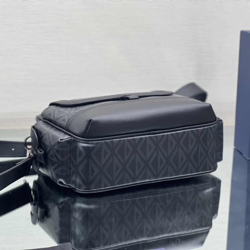 Dior Hit The Road Messenger Bag (26-21-8 cm) - DopestKickz
