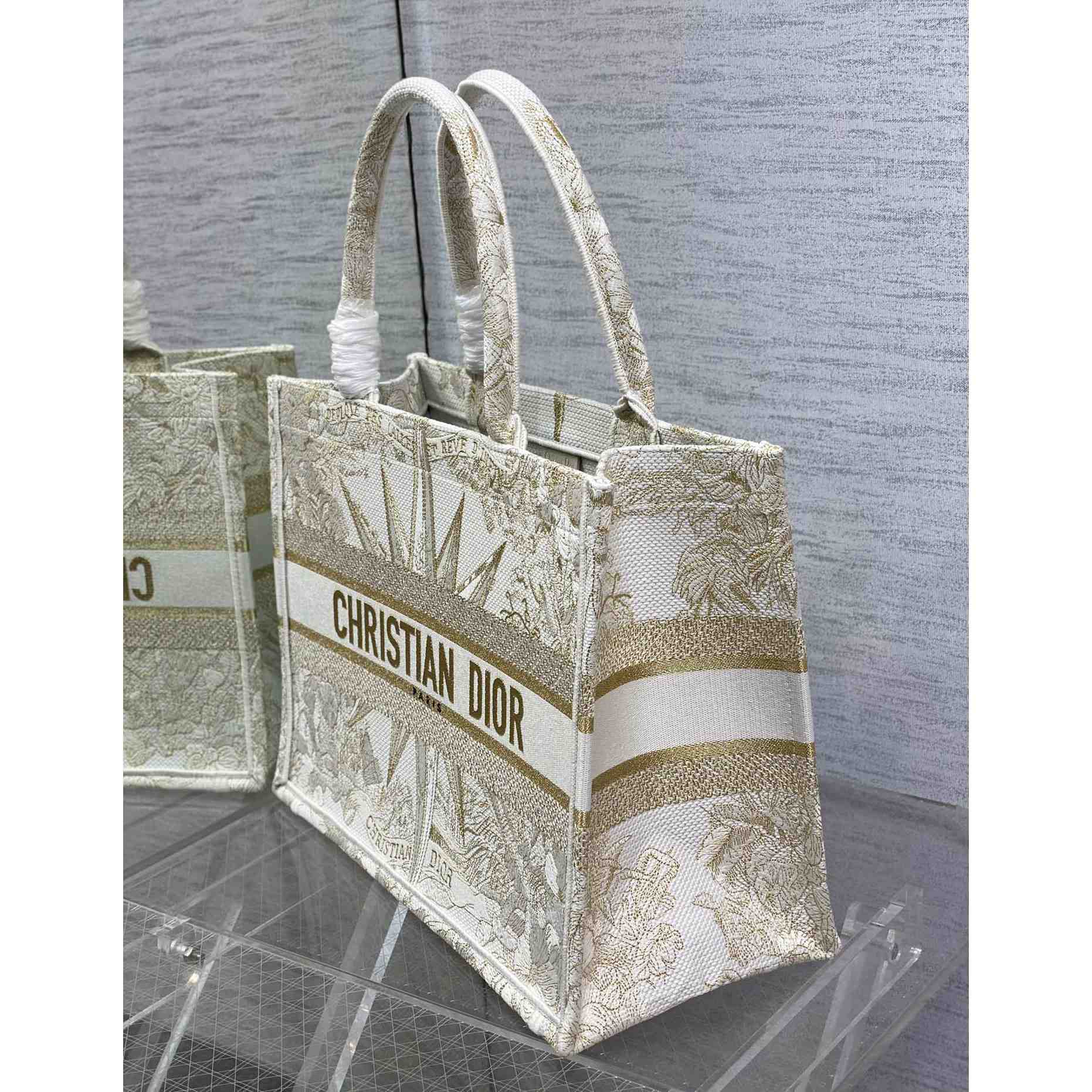 Dior Medium Dior Book Tote(36-18-28cm) - DopestKickz
