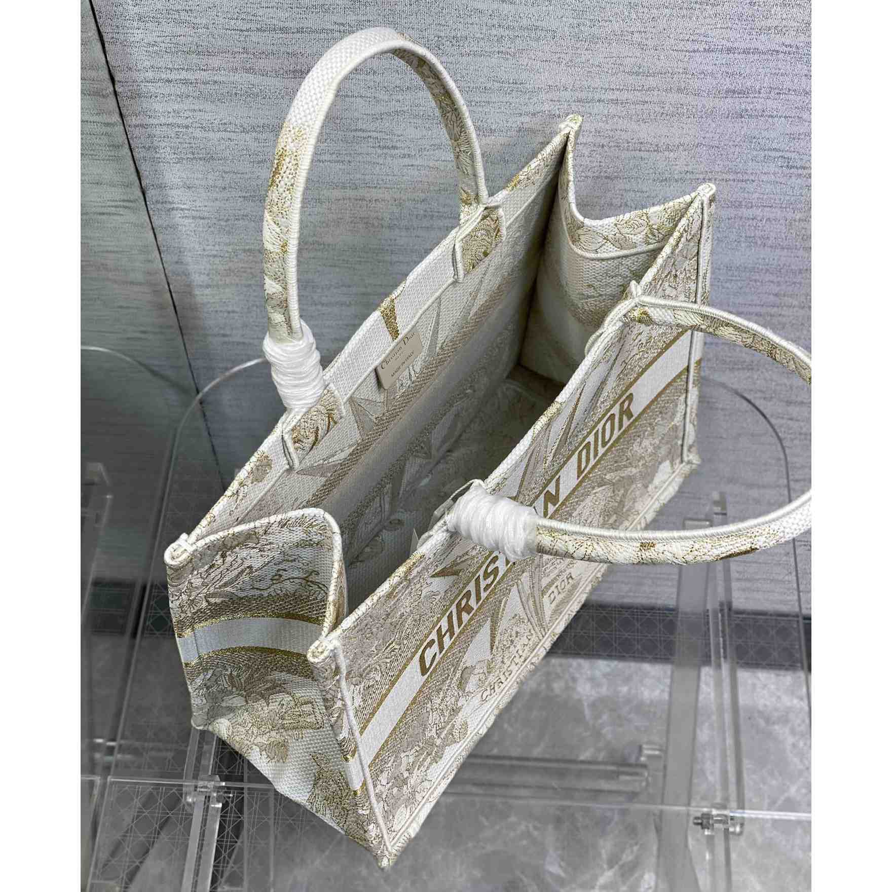 Dior Medium Dior Book Tote(36-18-28cm) - DopestKickz