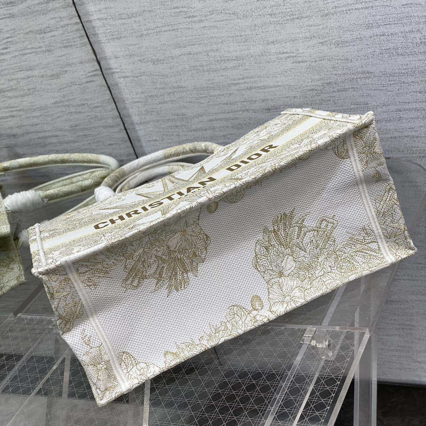 Dior Medium Dior Book Tote(36-18-28cm) - DopestKickz