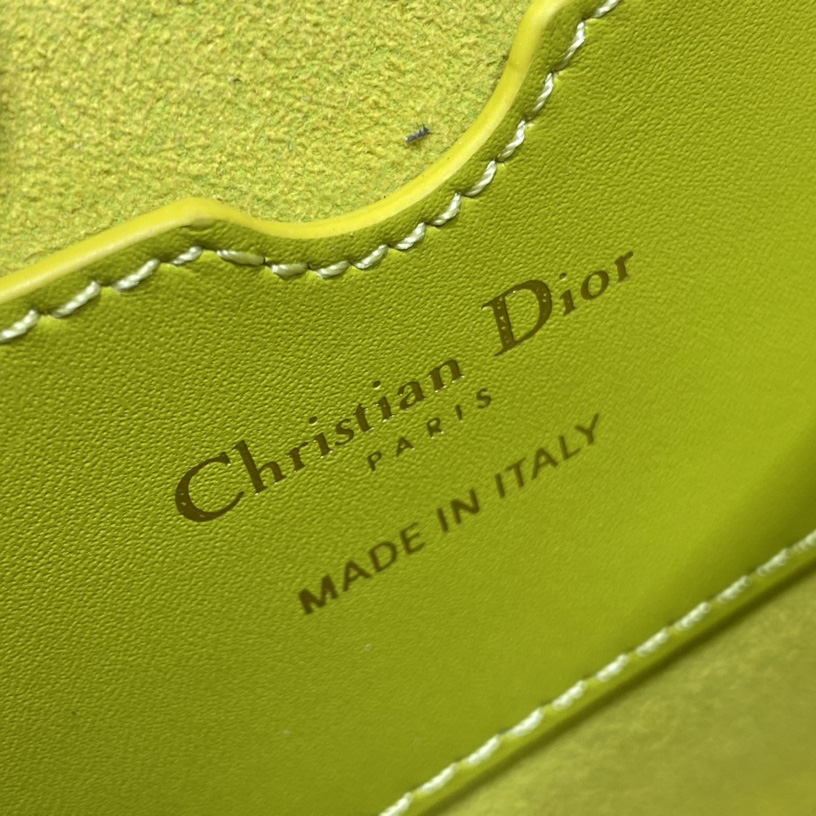 Dior Small Dior Bobby Bag(18-14-5cm) - DopestKickz