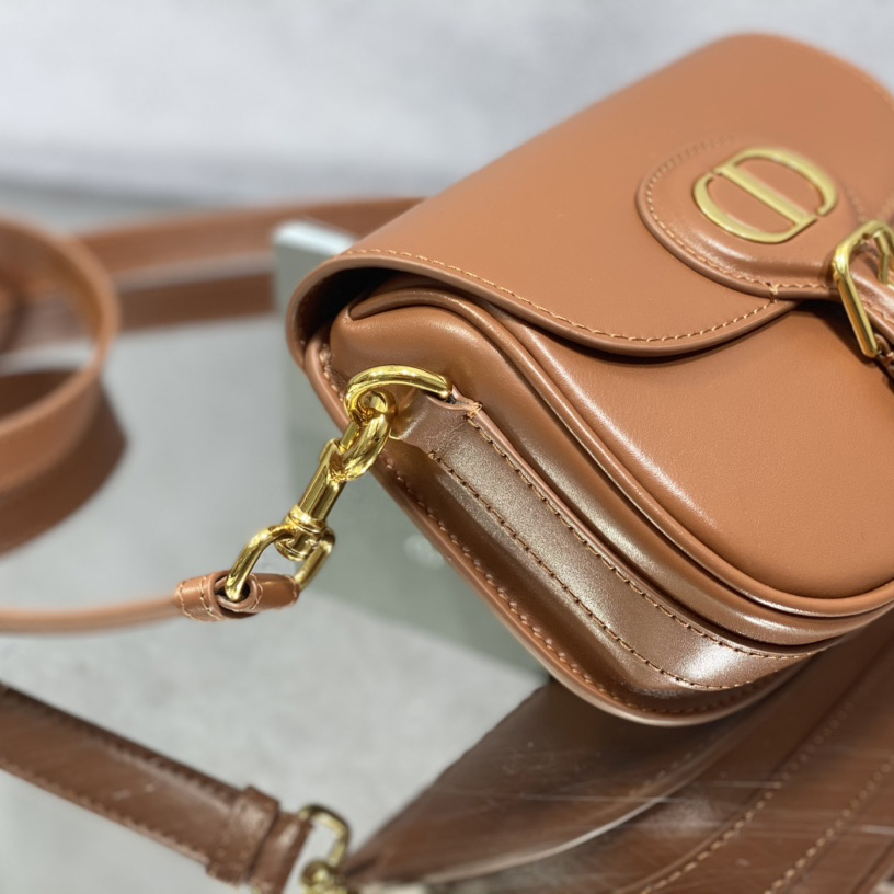 Dior Small Dior Bobby Bag(18-14-5cm) - DopestKickz