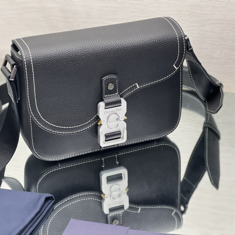 Dior Mini Saddle Bag With Strap(23-18-6 cm) - DopestKickz