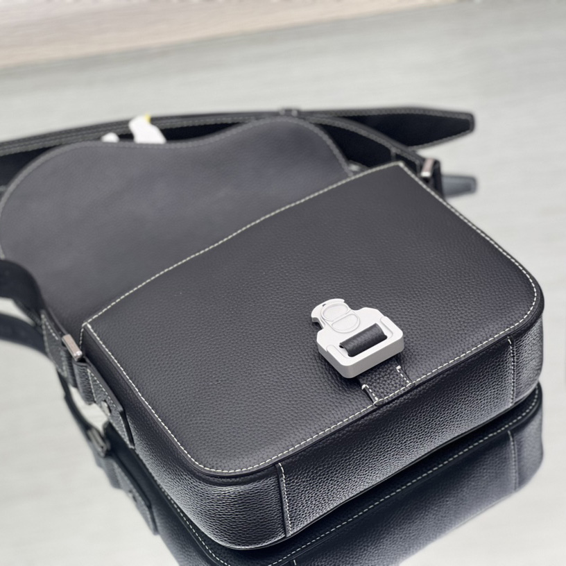 Dior Mini Saddle Bag With Strap(23-18-6 cm) - DopestKickz