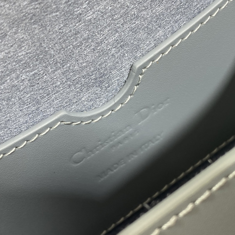 Dior Small Dior Bobby Bag(18-14-5cm) - DopestKickz