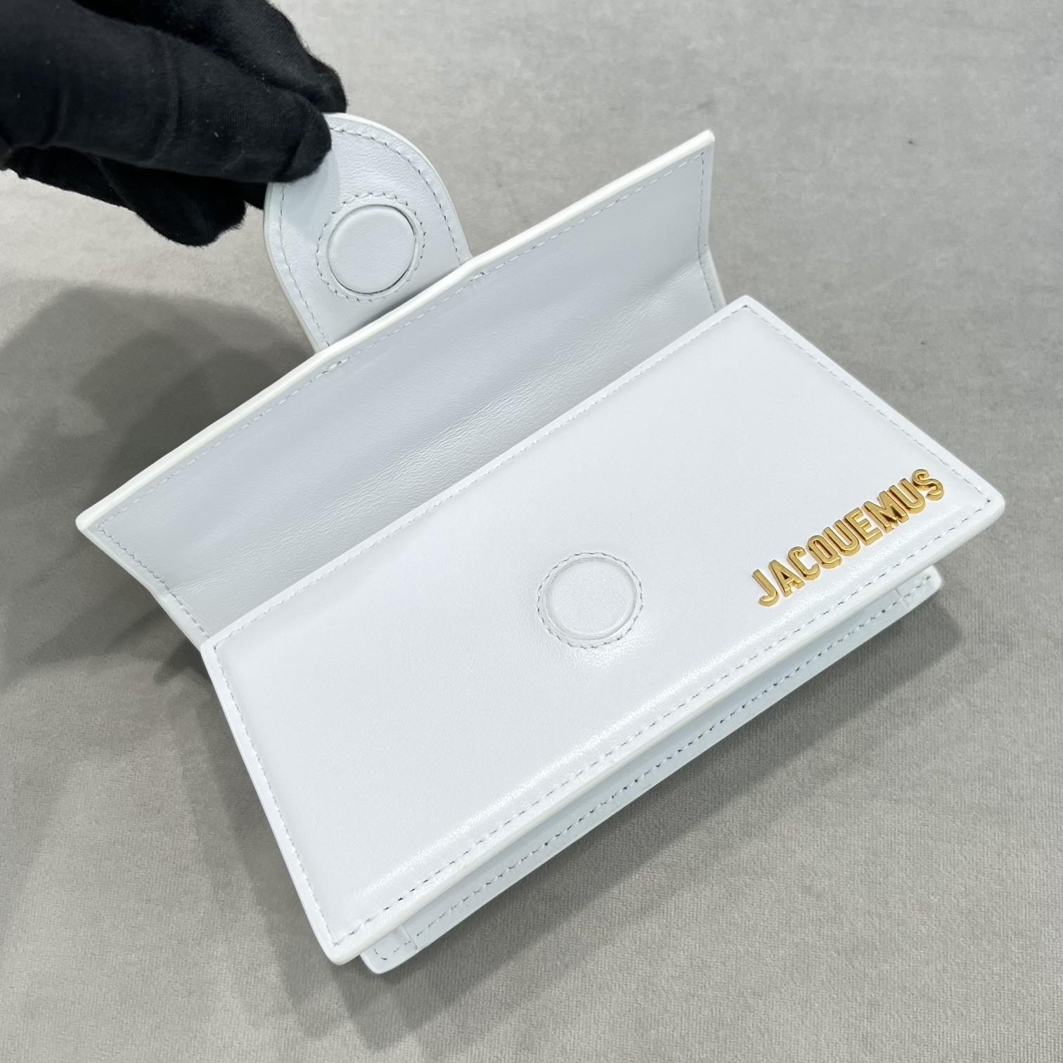 Jacquemus Le Bambino Small Handbag With Adjustable Crossbody Strap(18-6-7cm) - DopestKickz