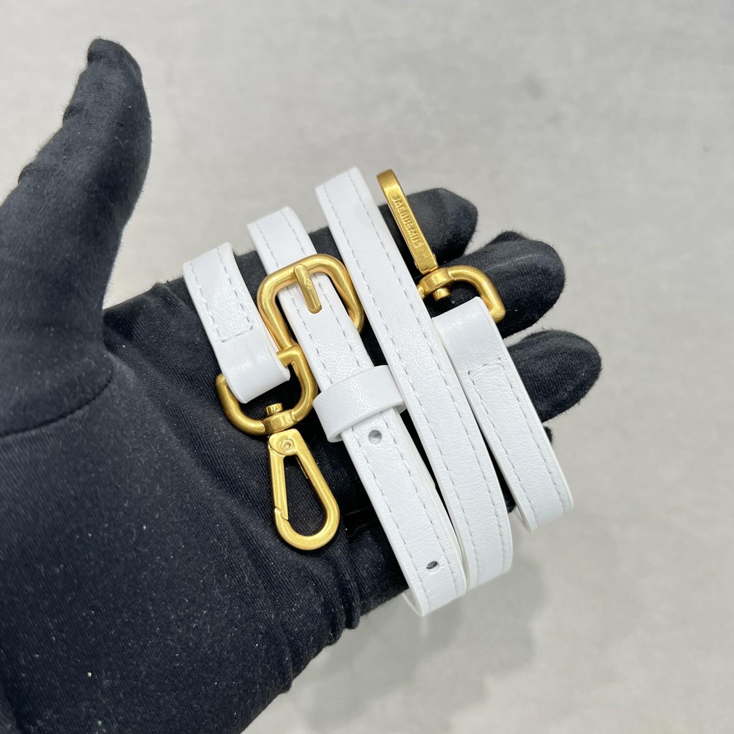 Jacquemus Le Bambino Small Handbag With Adjustable Crossbody Strap(18-6-7cm) - DopestKickz