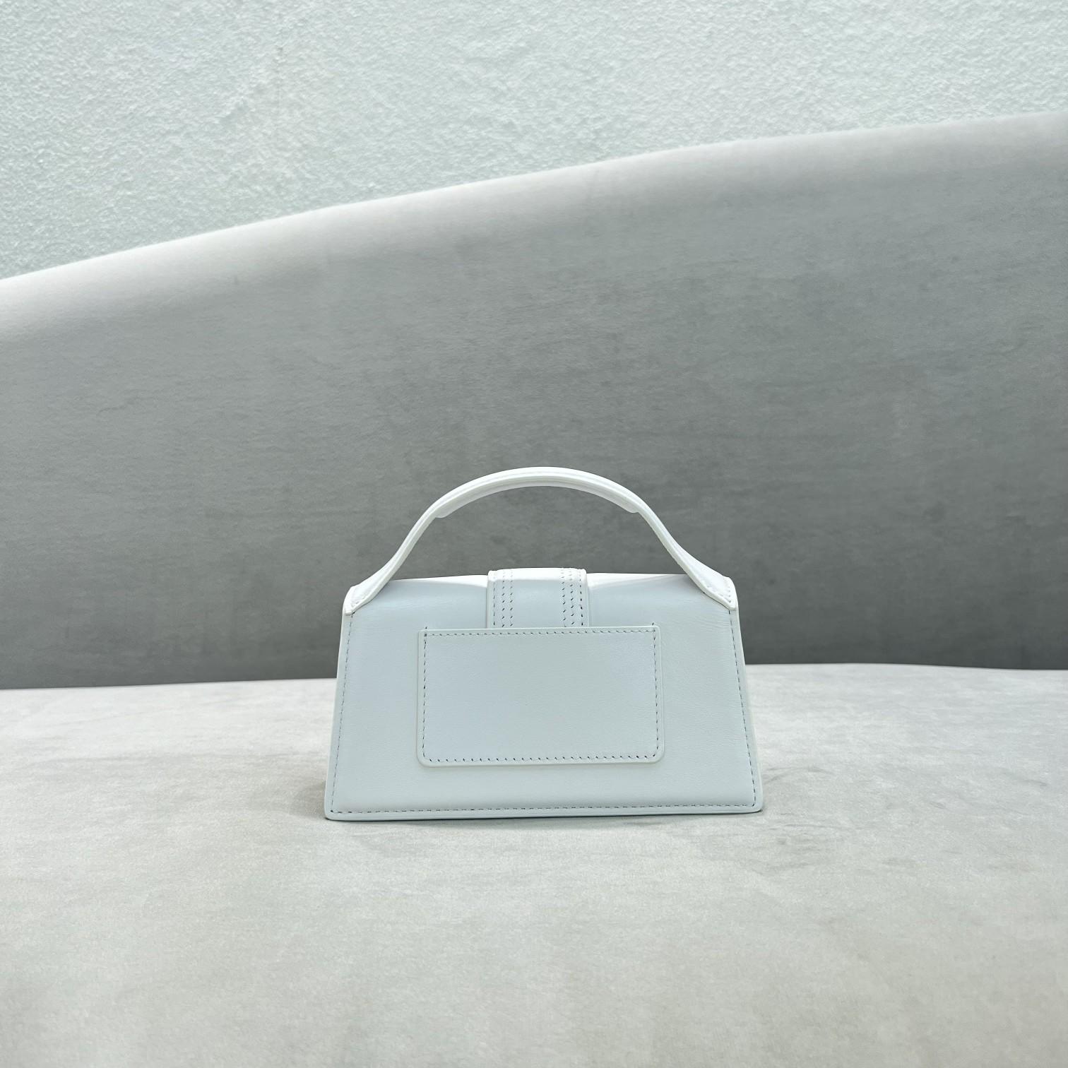 Jacquemus Le Bambino Small Handbag With Adjustable Crossbody Strap(18-6-7cm) - DopestKickz