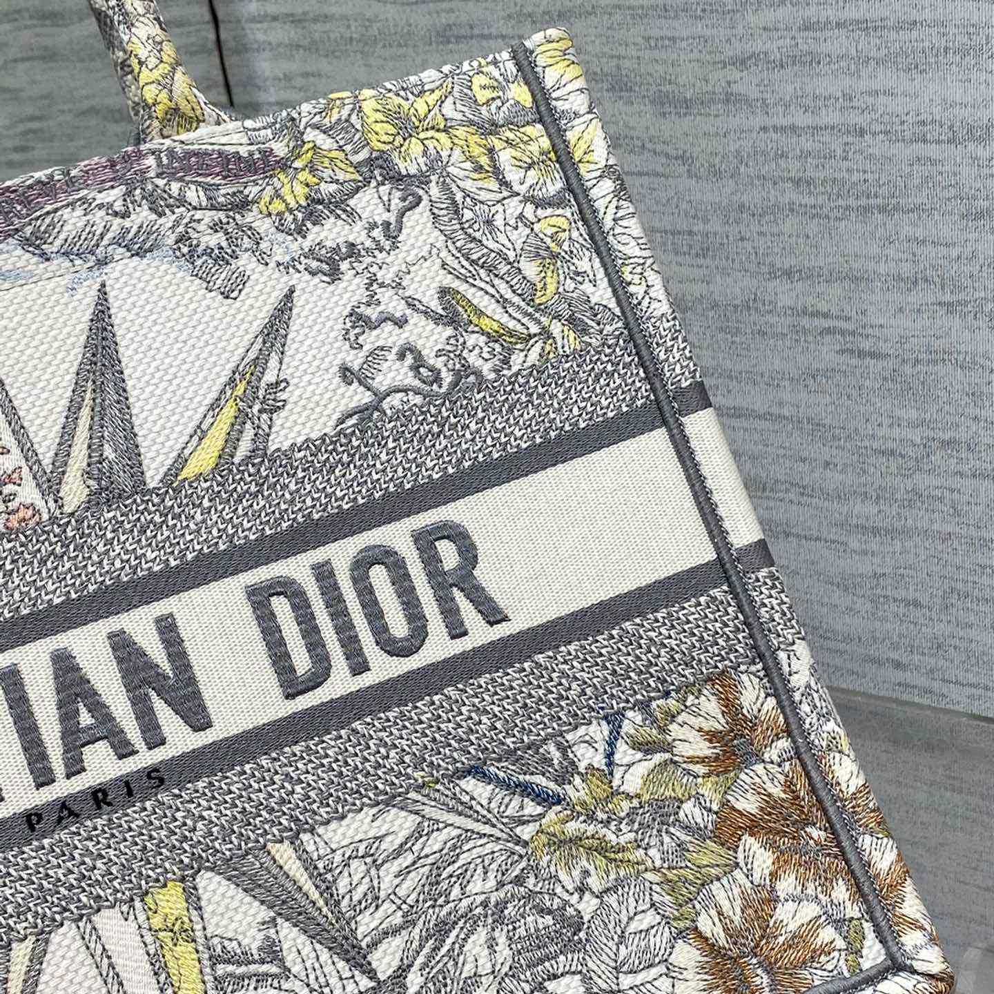 Dior Medium Dior Book Tote(36-18-28cm) - DopestKickz