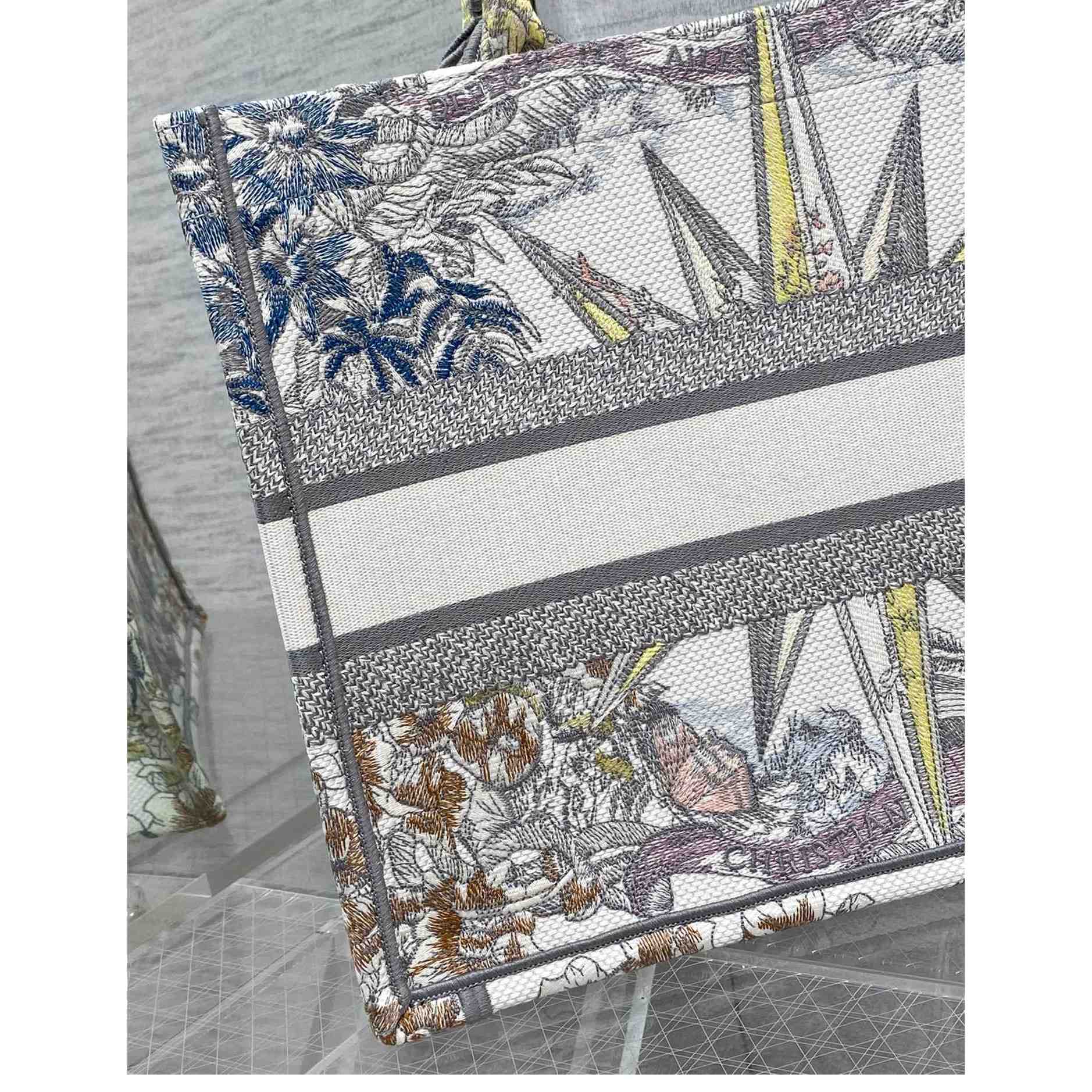 Dior Medium Dior Book Tote(36-18-28cm) - DopestKickz