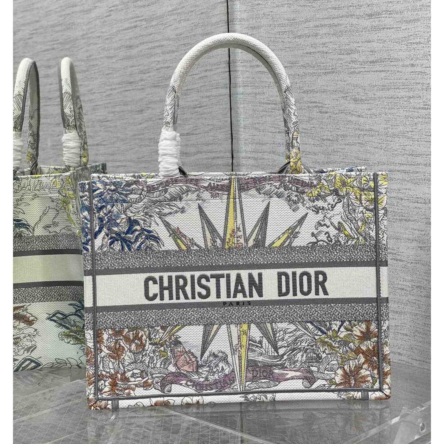 Dior Medium Dior Book Tote(36-18-28cm) - DopestKickz