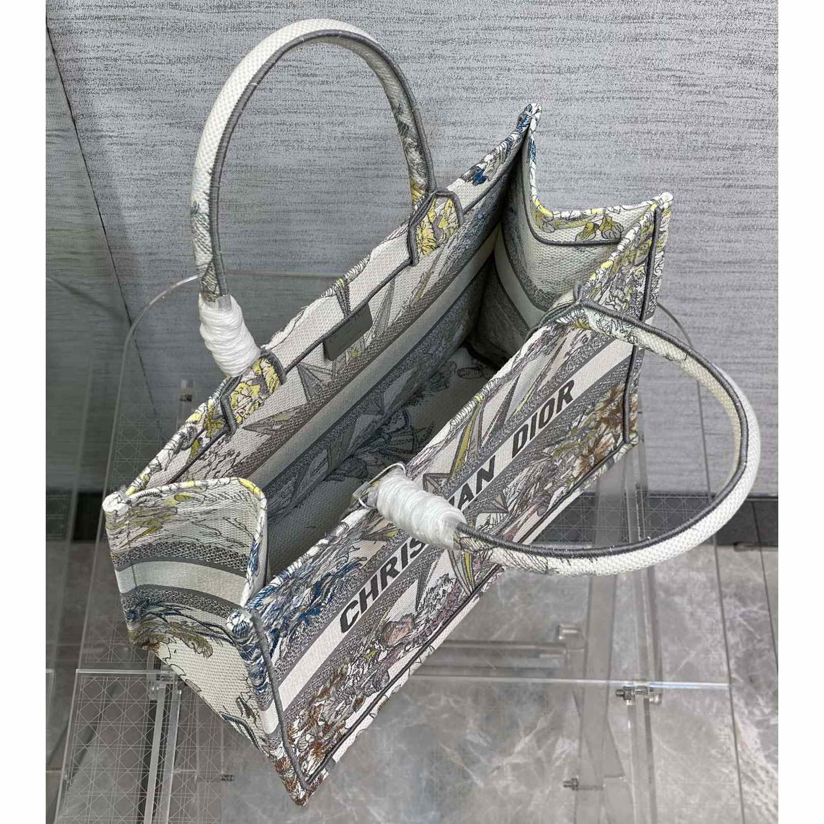 Dior Medium Dior Book Tote(36-18-28cm) - DopestKickz